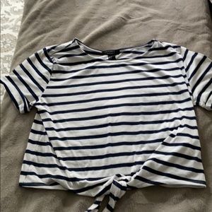 Comfy white/navy striped top with tie